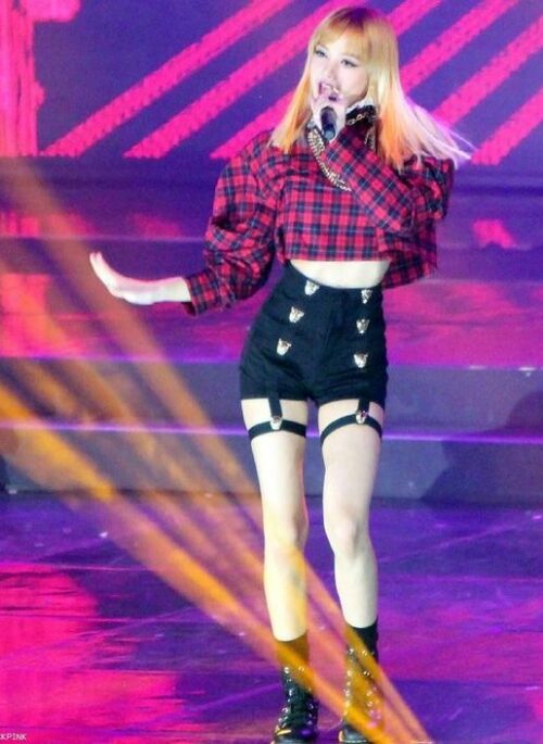 Black Hot Shorts | Lisa - BlackPink