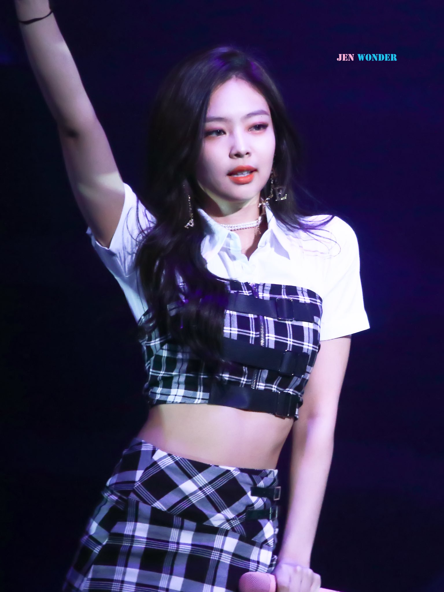 Black And White Plaid Skirt | Jennie - BlackPink | K-Fashion At ...