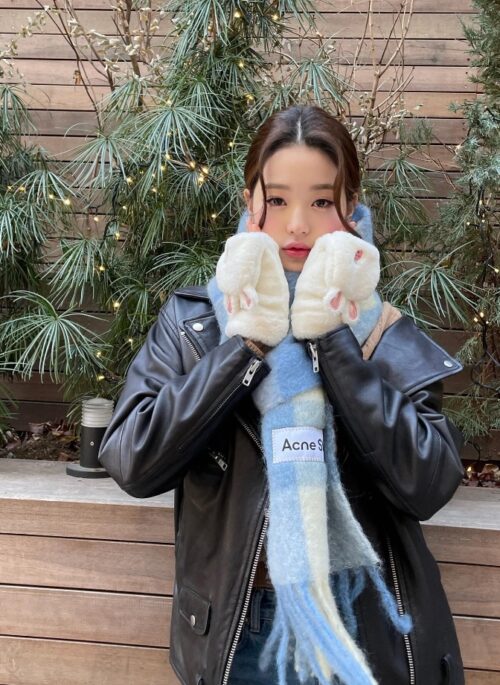 White Bunny Plush Mittens | Wonyoung - IVE