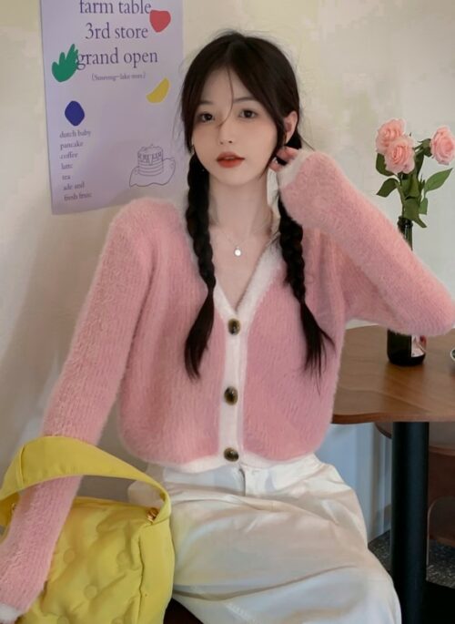 Pink Mohair Short Cardigan | LeeKnow - Stray Kids