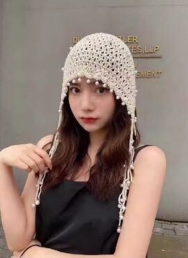 Beige Crochet Knitted Pearl Hat | Hyunjin – Stray Kids