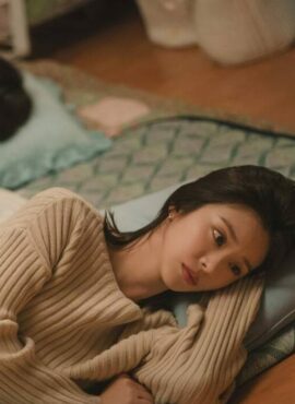 Beige Wide Ribbed Sweater | Cheon Da Hye – Queen Of Tears