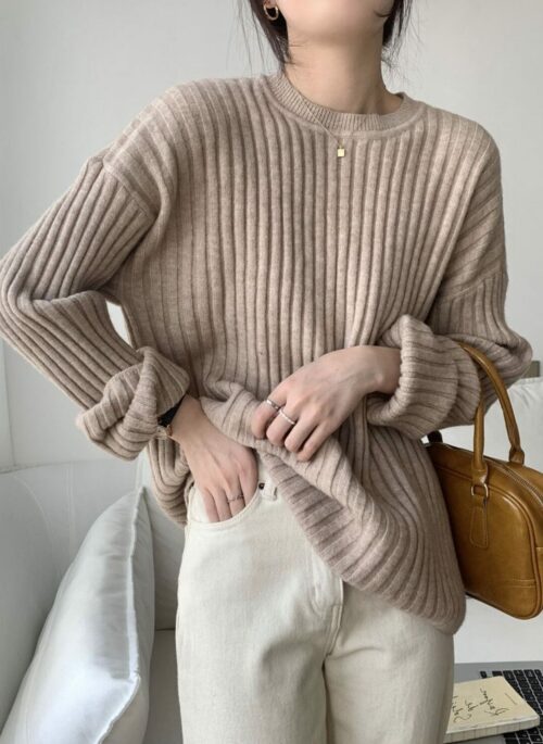 Beige Wide Ribbed Sweater | Cheon Da Hye - Queen Of Tears