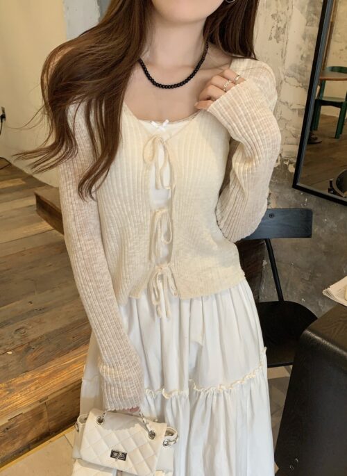 White Triple Lace Knitted Cardigan | Ban Ji Eum - See You In My 19th Life