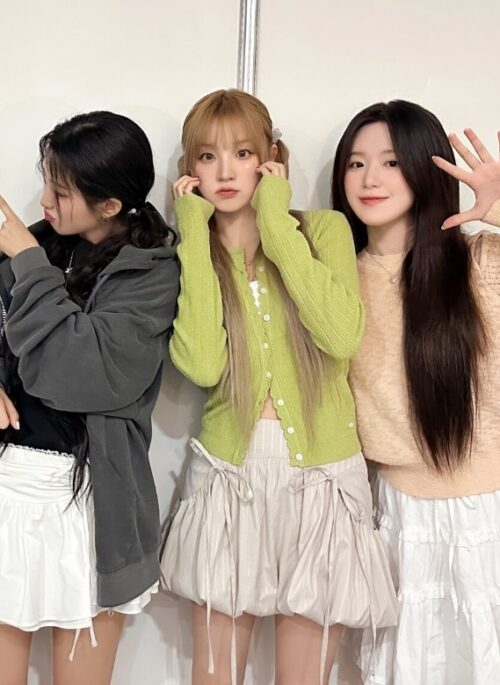 Beige Elastic Waist Puffy Skirt | Yuqi - (G)I-DLE