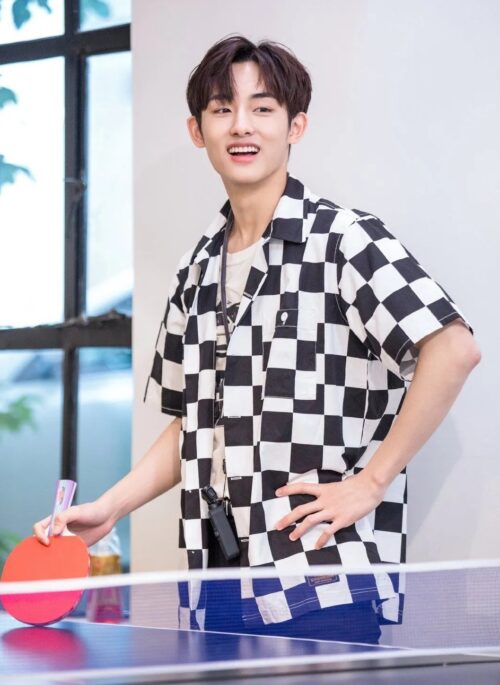 Black And White Checkerboard Short Sleeve Shirt | Winwin – NCT