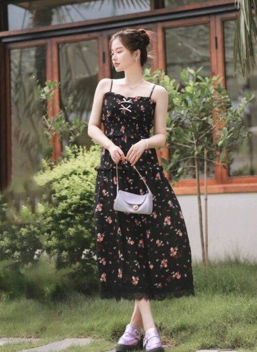 Black Floral Sling Dress | Yuqi - (G)I-DLE