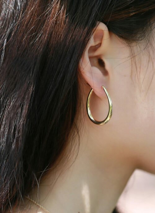 Gold Oval Hoop Earrings | Soyeon - (G)I-DLE