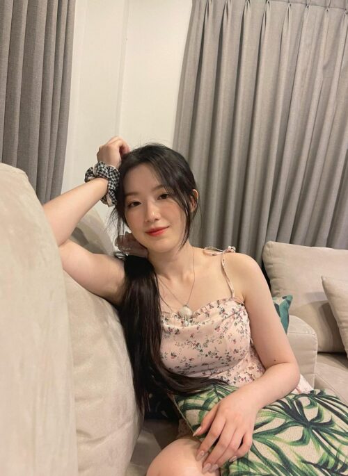 Pink Tie Strap Floral Dress | Shuhua - (G)I-DLE