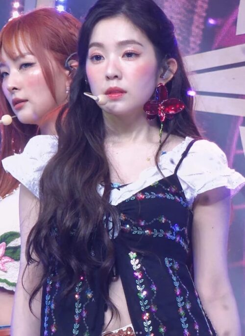 Red Stemmed Flower Earrings| Irene - Red Velvet