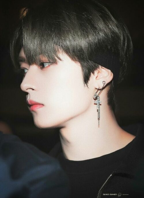 Silver Safety Pin And Cross Chain Earring | LeeKnow - Stray Kids