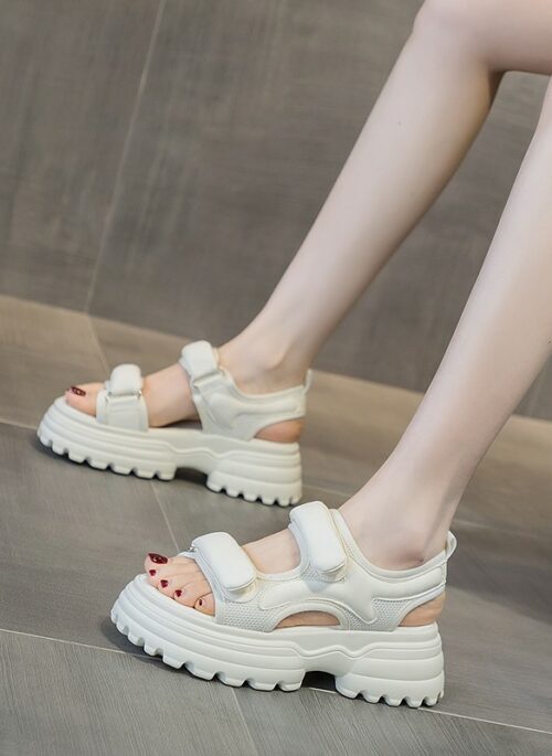 White Chunky Platform Sandals | Jisoo - BlackPink