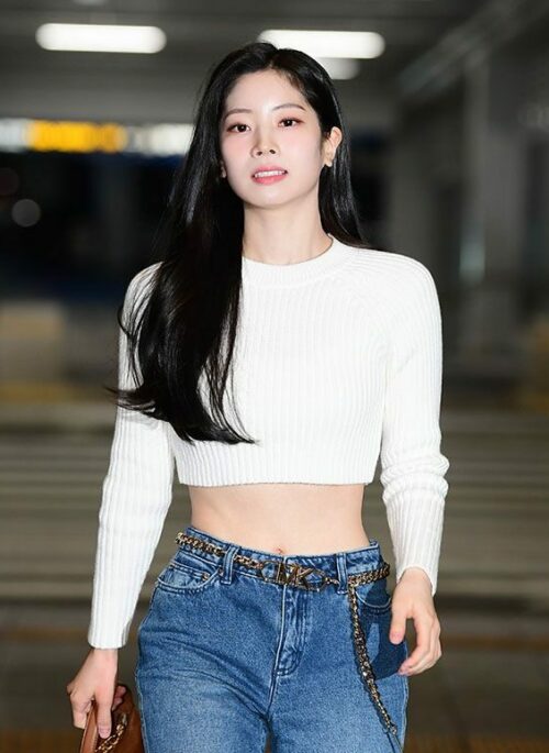 White Knitted Crop Sweater | Dahyun - Twice