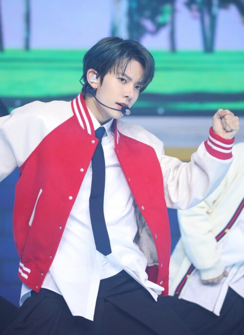 Red Oversized Varsity Jacket | Heeseung - Enhypen