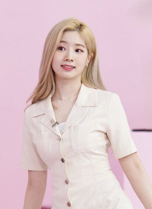 White Vintage Button Down Dress | Dahyun - TWICE