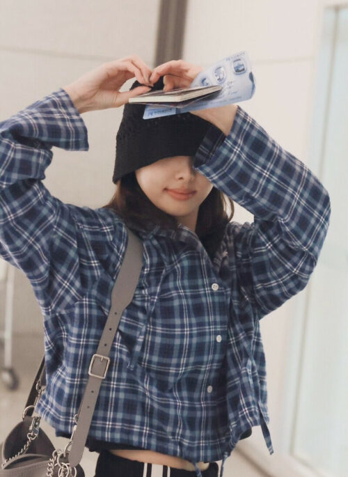 Blue Plaid Cropped Hooded Shirt | Nayeon - Twice