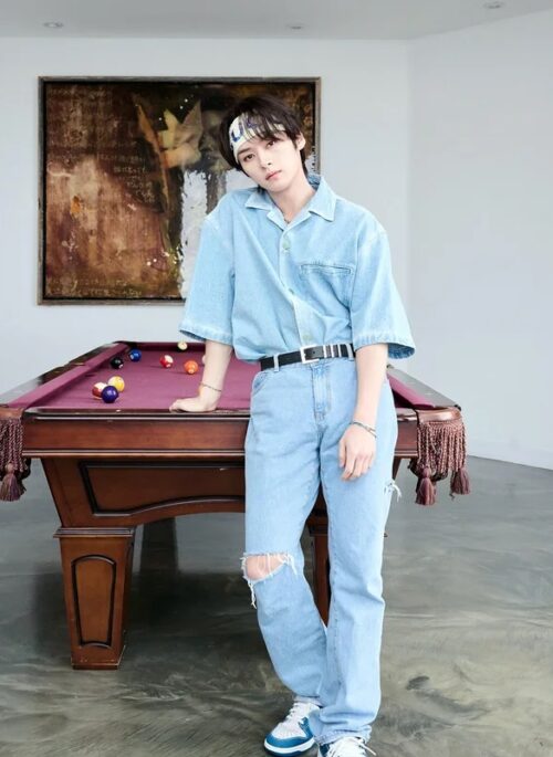 Blue Short Sleeves Denim Shirt | LeeKnow - Stray Kids