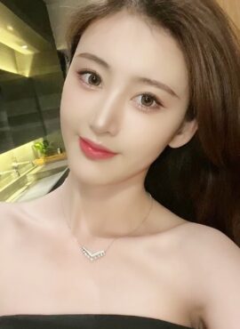 Silver V-Shape Pearl Design Chain Necklace | Tzuyu – Twice