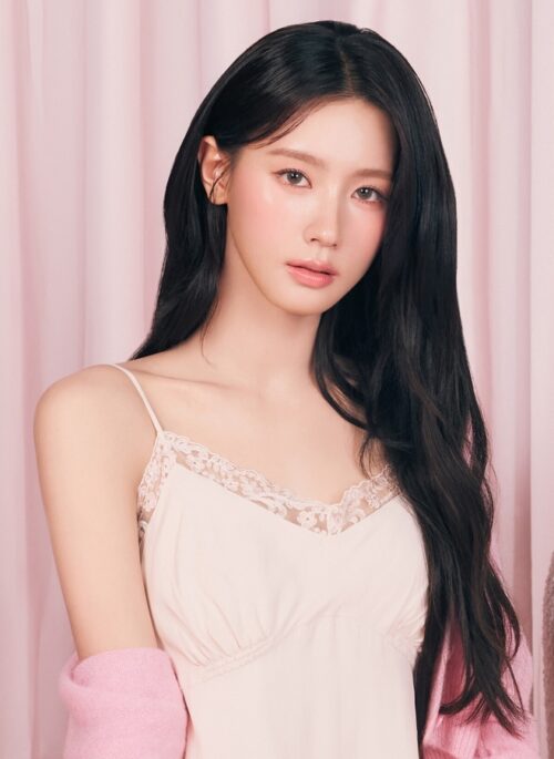 White Lace Neckline Sling Dress | Miyeon - (G)I-DLE