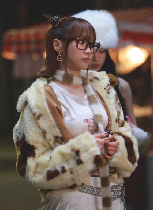 Beige Cow Pattern Fur Jacket | Chaewon - Le Sserafim