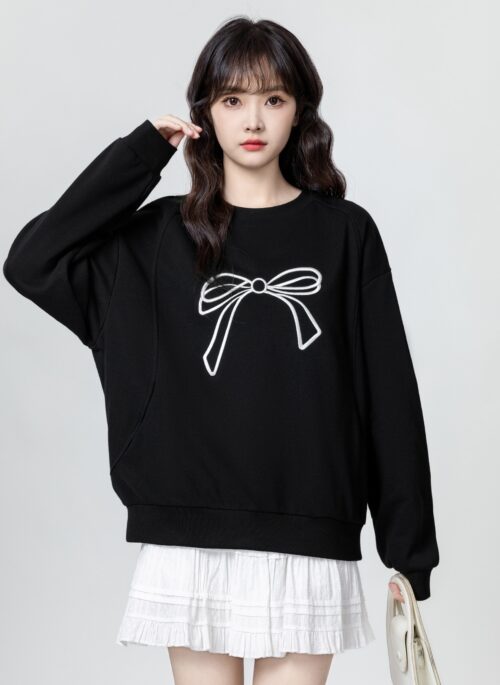 Black Bow Embroidered Crewneck Sweatshirt