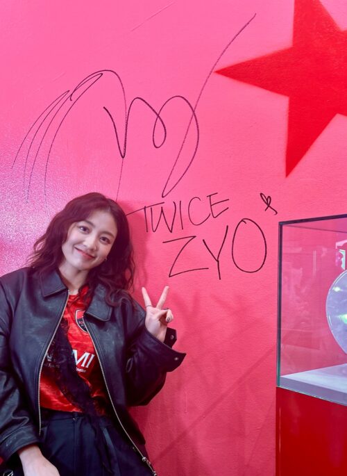 Black Classic Collared Faux Leather Jacket | Jihyo - Twice