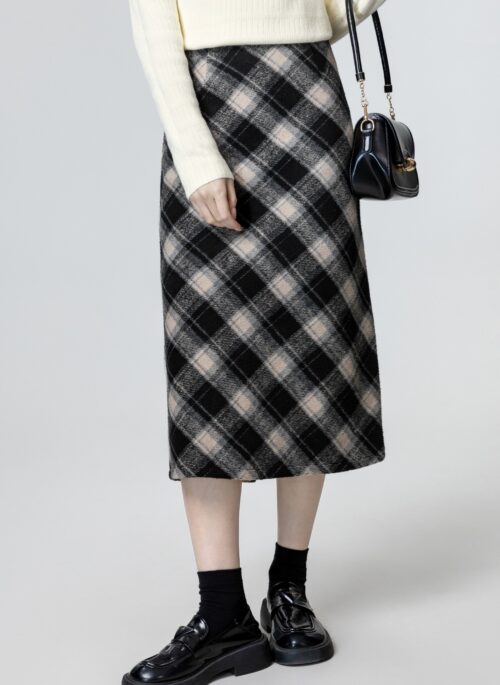 Black Plaid Highwaist Wool Skirt