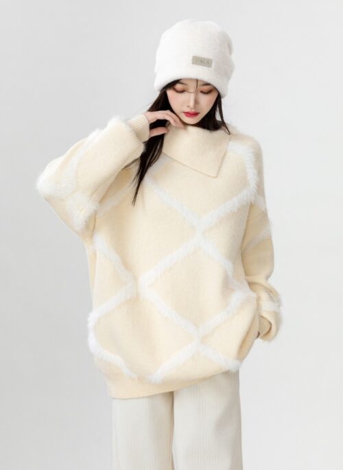 Cozy Knit Sweater In Cream Diamond