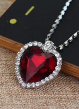 Ruby Red Crystal Embezzled Heart Necklace | Hyunjin – Stray Kids