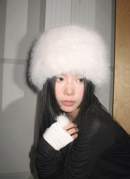 White Furry Dome Hat | Eunchae - Le Sserafim