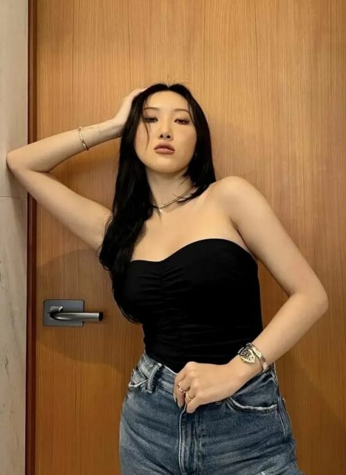 Black Ruched Sweetheart Tube Top | Hwasa - Mamamoo