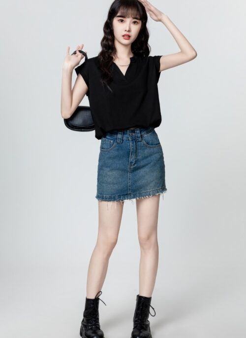 Black Vneck Short Sleeve Top