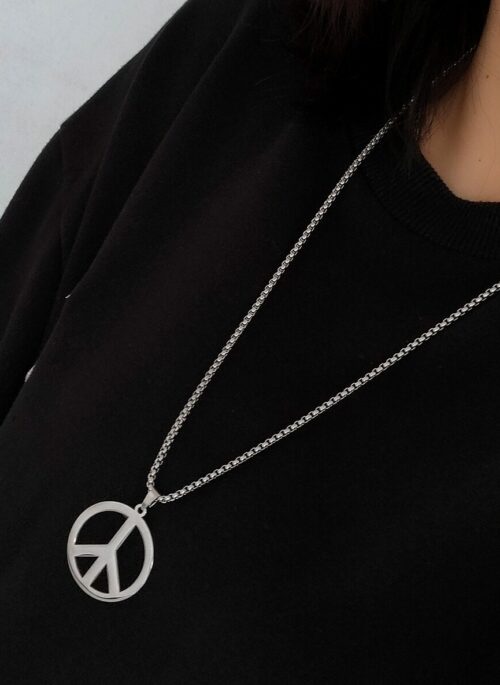 Silver Peace Pendant Necklace | Hyunjin – Stray Kids