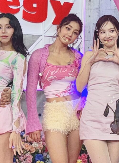 White Faux Fur Mini Shorts | Jihyo - Twice