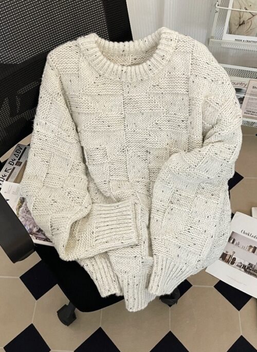 White Patterned Knit Round Neck Sweater | Jay B - GOT7