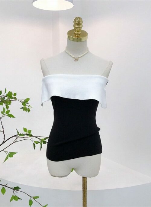 Black And White Flap Tube Top | Yujin - IVE