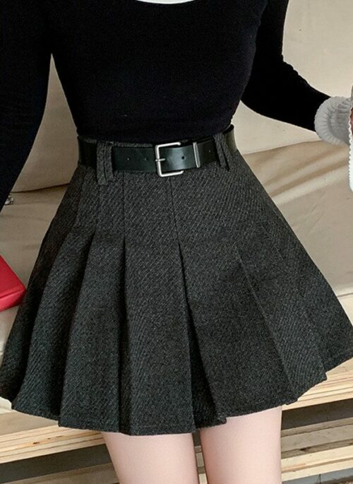 Grey Textured Pleated Skirt | Jisoo – BlackPink