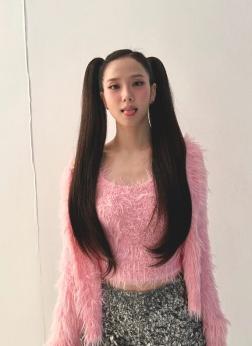 Pink Mohair Top And Cardigan Set | Jisoo – BlackPink