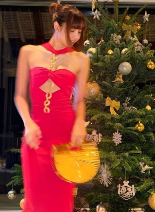 Red Hollow Style With Gold Accent Dress | Lisa - BlackPink