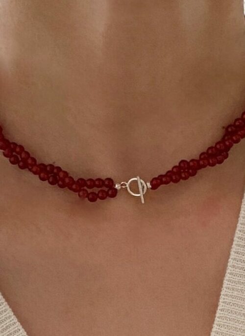 Red Twisted Berries Beads Necklace | Yunah - ILLIT