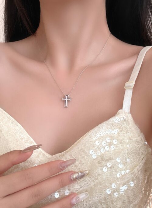 Silver Rhinestones Cross Pendant Necklace | Haruto – Treasure