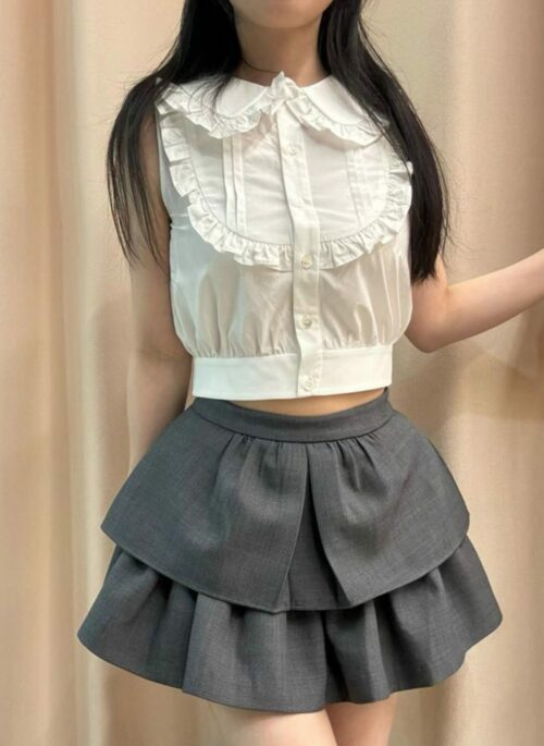 White Doll Collared Ruffle Crop Top | Moka - ILLIT