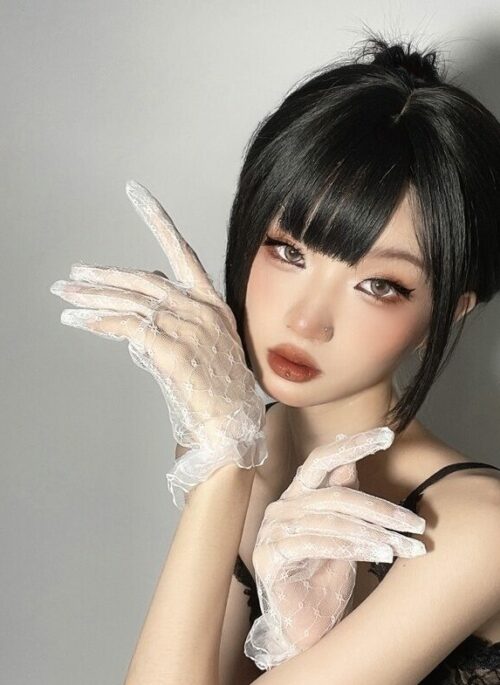 White Lace Ruffle Gloves | Jennie – BlackPink