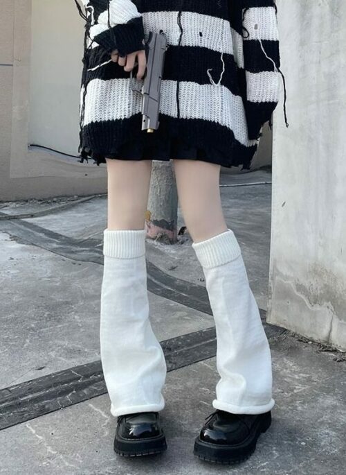 White Y2k-Style Leg Warmers | ILLIT